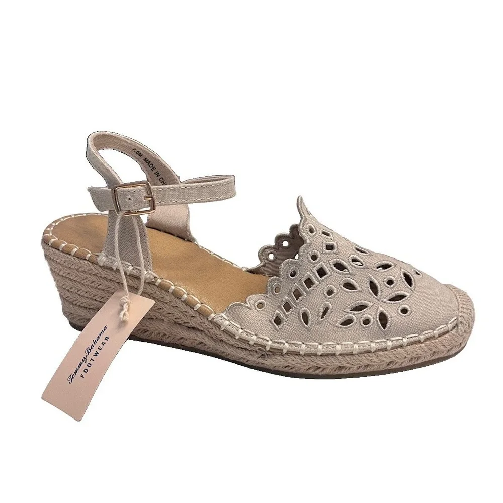 New TOMMY BAHAMA 9M Sandal Daphne Espadrille Wedge Eyelet Broderie Anglaise Tan
